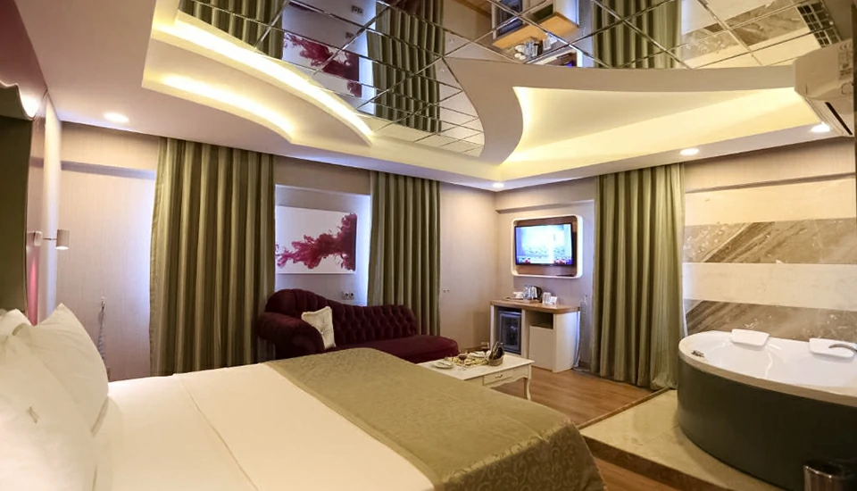 هتل لایف کرنر ازمیر